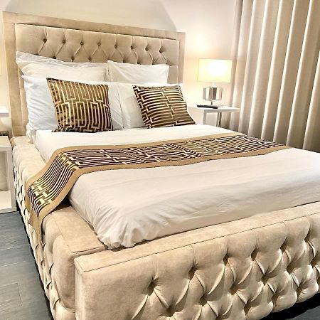 Staycity One Bedroom Luxury Apartment London Exterior photo